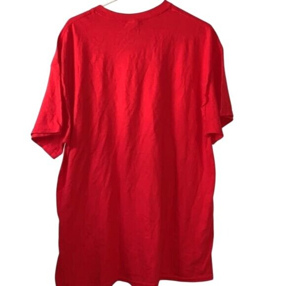 Who Needs Santa When We Have Grandpa Red T-Shirt XL Gildan Heavy Cotton Christma - Picture 7 of 9
